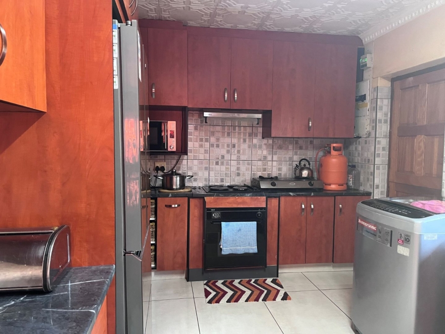 3 Bedroom Property for Sale in Heiderand Western Cape